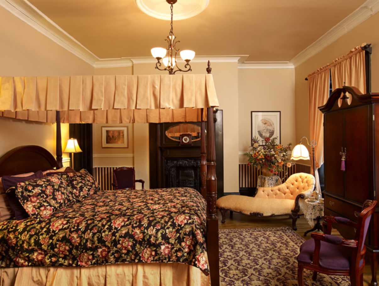 Hotel Le Clos St Louis Quebec City Canada Le Clos Saint-Louis | Hotels | Quebec City and Area