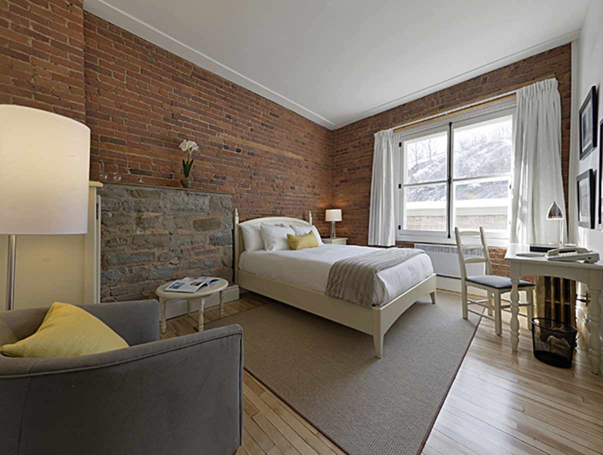 Le Saint Pierre Hotels Quebec City And Area Le Saint Pierre Hotels Quebec City And Area