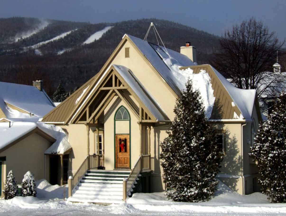 ChaletsVillage MontSainteAnne Cottages and Houses Quebec City and Area