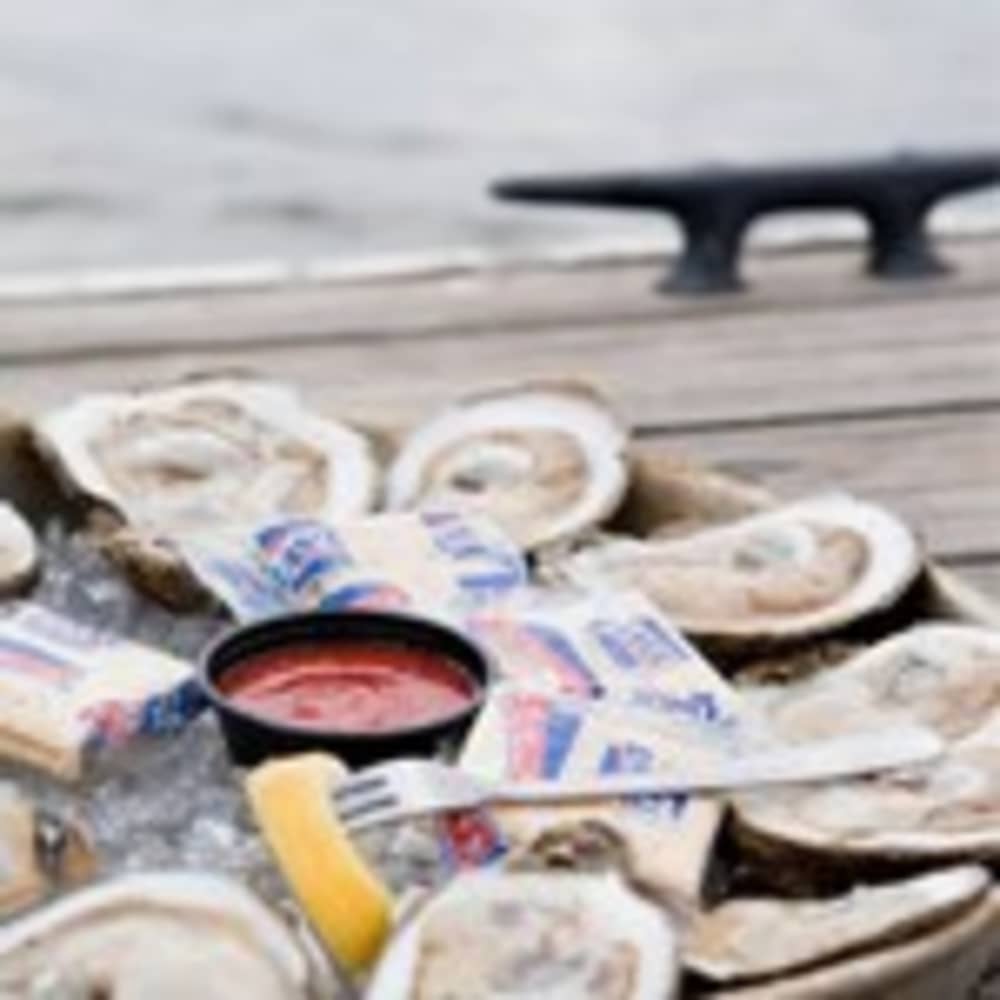 Use Charleston Crab House Waterfront Dining For A Perfect Charleston