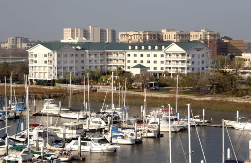 Courtyard Charleston Waterfront Charleston Area CVB
