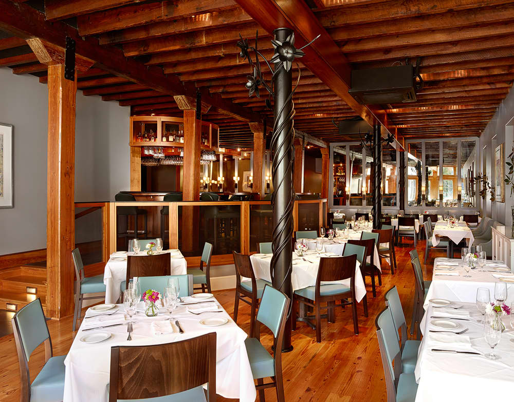 Magnolias | Charleston Area CVB