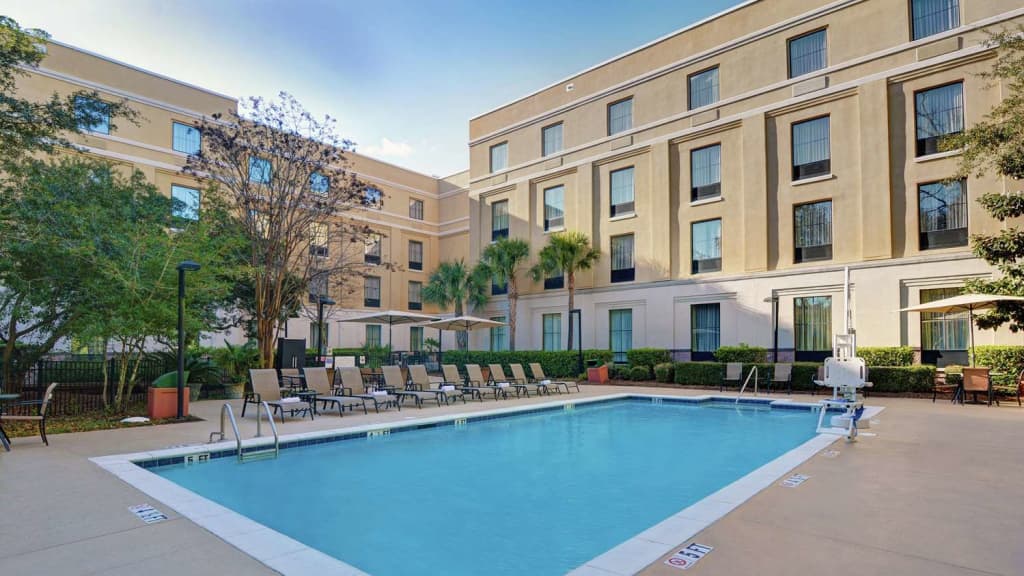 Hampton Inn Daniel Island Charleston Area CVB