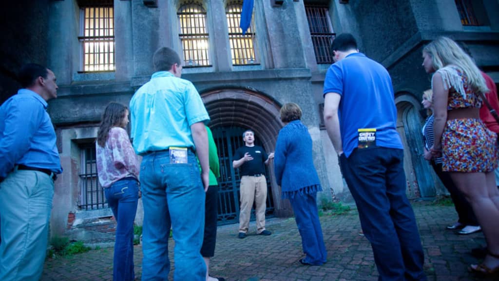 charleston jail haunted tour