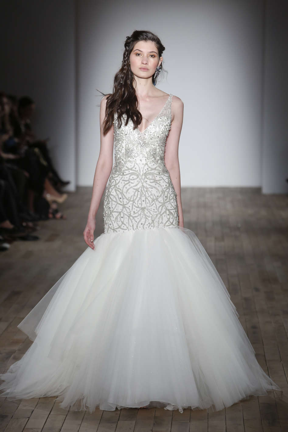 10 Amazing Wedding Dresses in Las Vegas Get Married in Vegas