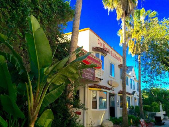 Sea Blue Hotel