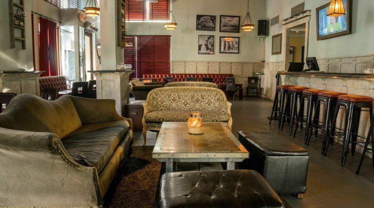 The Craftsman Bar and Kitchen