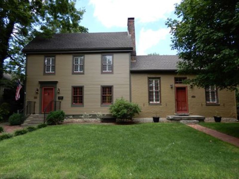 The Blind Pig Bourbon Bed & Breakfast