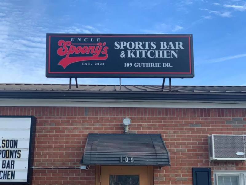 Uncle Spoony’s Sports Bar & Kitchen