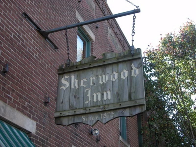 Sherwood Inn