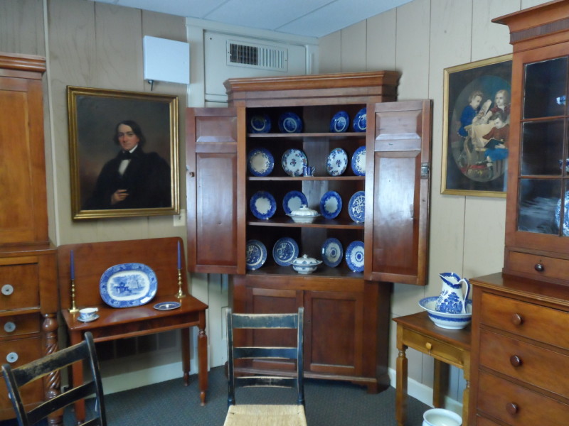 Fine Antiques Gallery