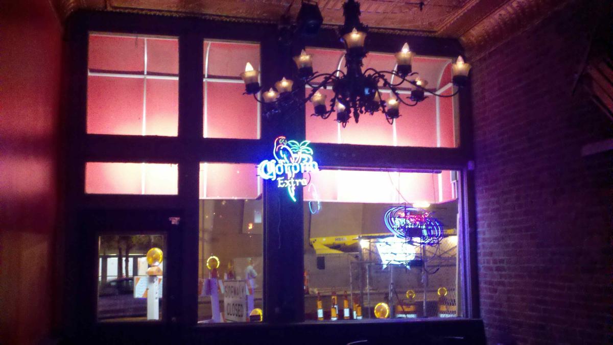 A Guide to Columbus Bars and Restaurants with Character