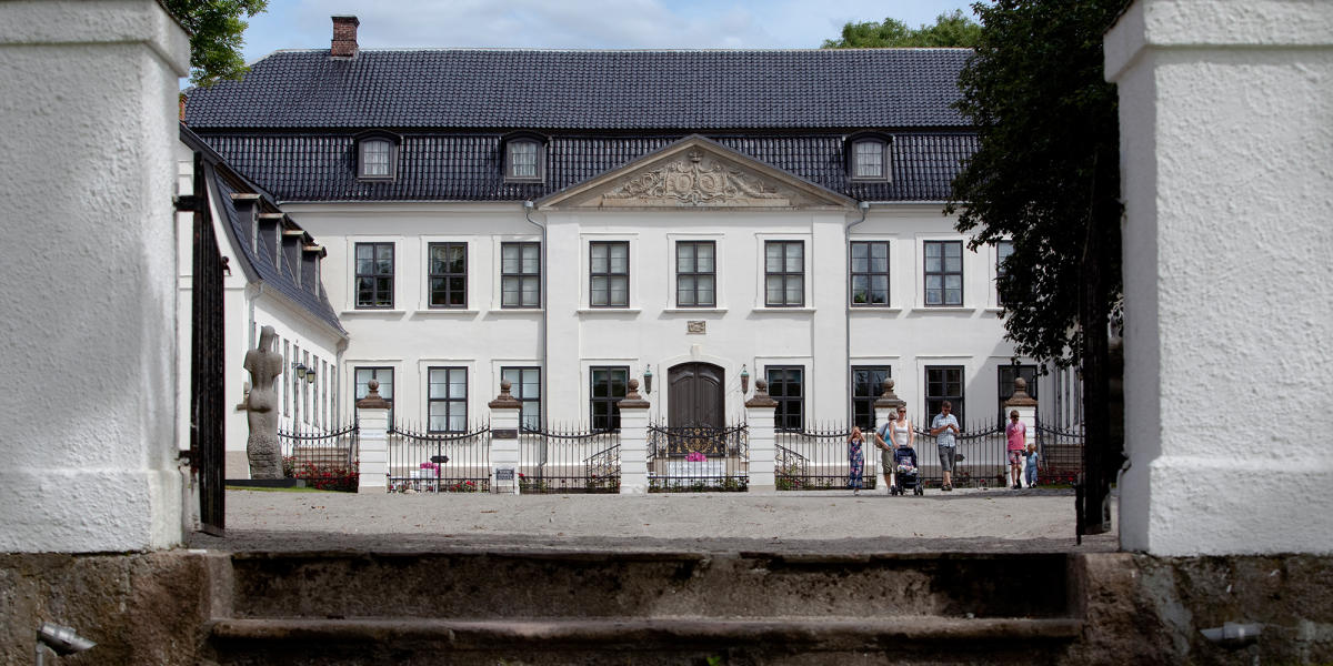 Ungt par knullar gay kontakt Thai mölndal eskort stokholm