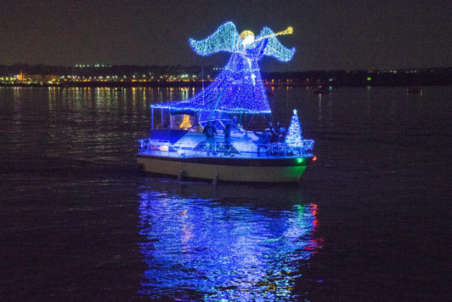 boat lights alexandria va holiday boat parade of lights in alexandria va boat lights alexandria va holiday boat parade of lights in alexandria va