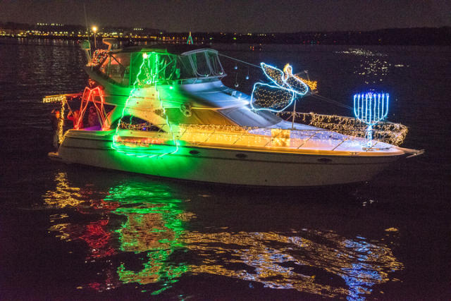 boat lights alexandria va holiday boat parade of lights in alexandria va boat lights alexandria va holiday boat parade of lights in alexandria va