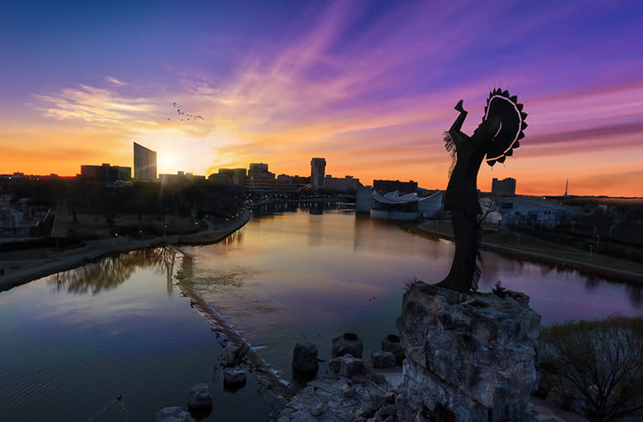 Keeper of the Plains Wichita Attraction, Sculpture, Indian
