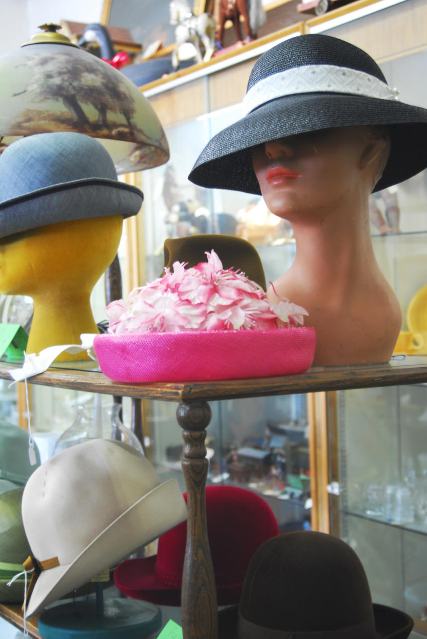 Bay City Antiques Center/Downtown Antiques Market Bay City, MI 48708