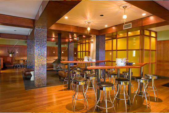 Einstein's is a top-rated brunch spot in the heart of Midtown.