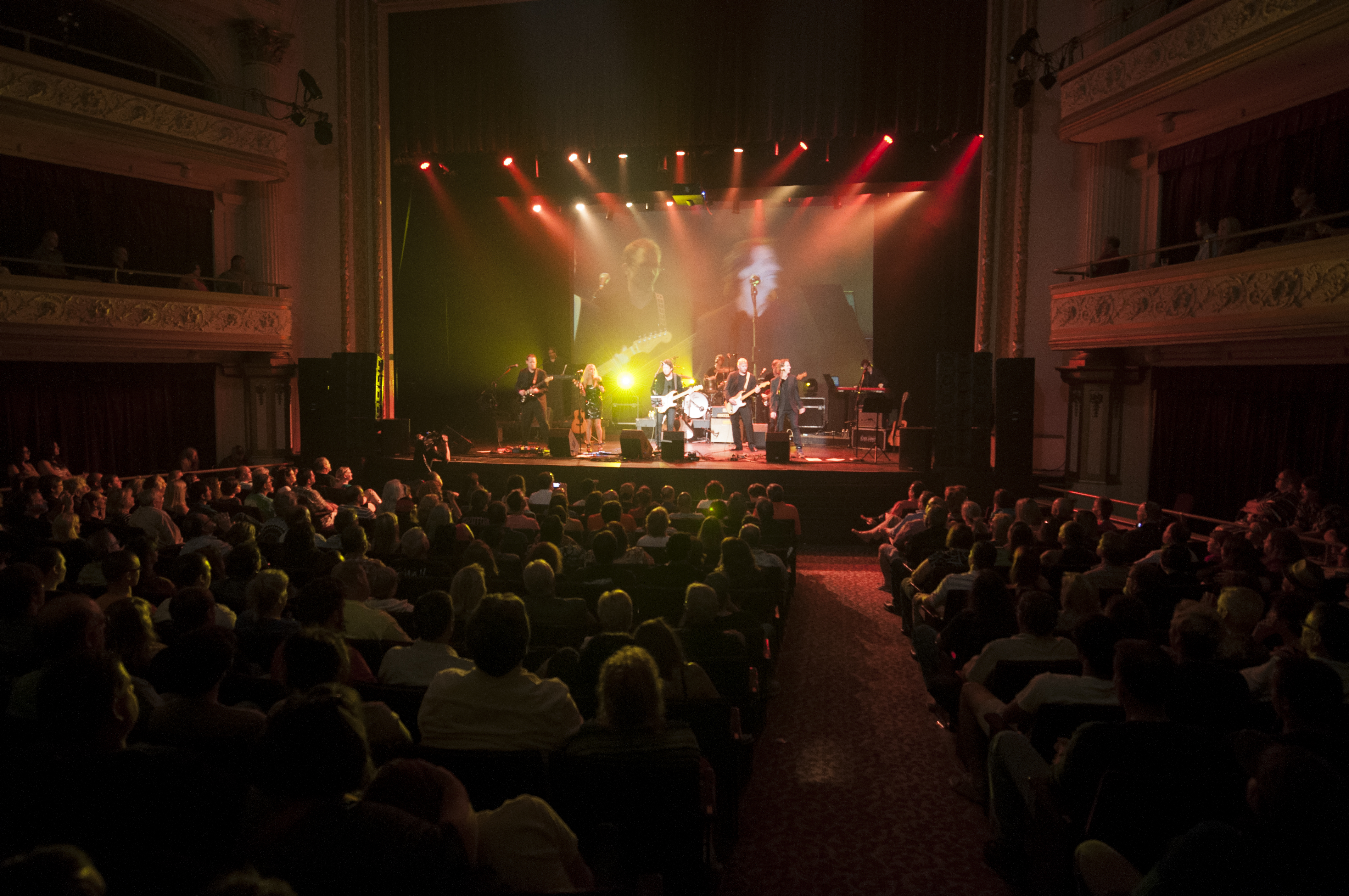 bijou theater knoxville capacity