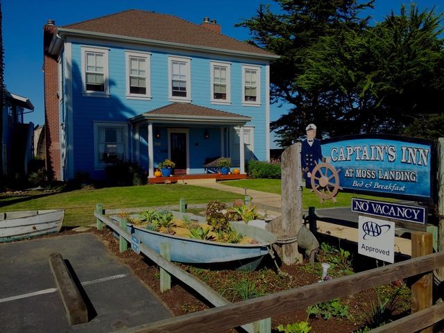 Captain S Inn At Moss Landing Pacific Coast Steamship Historic House Building