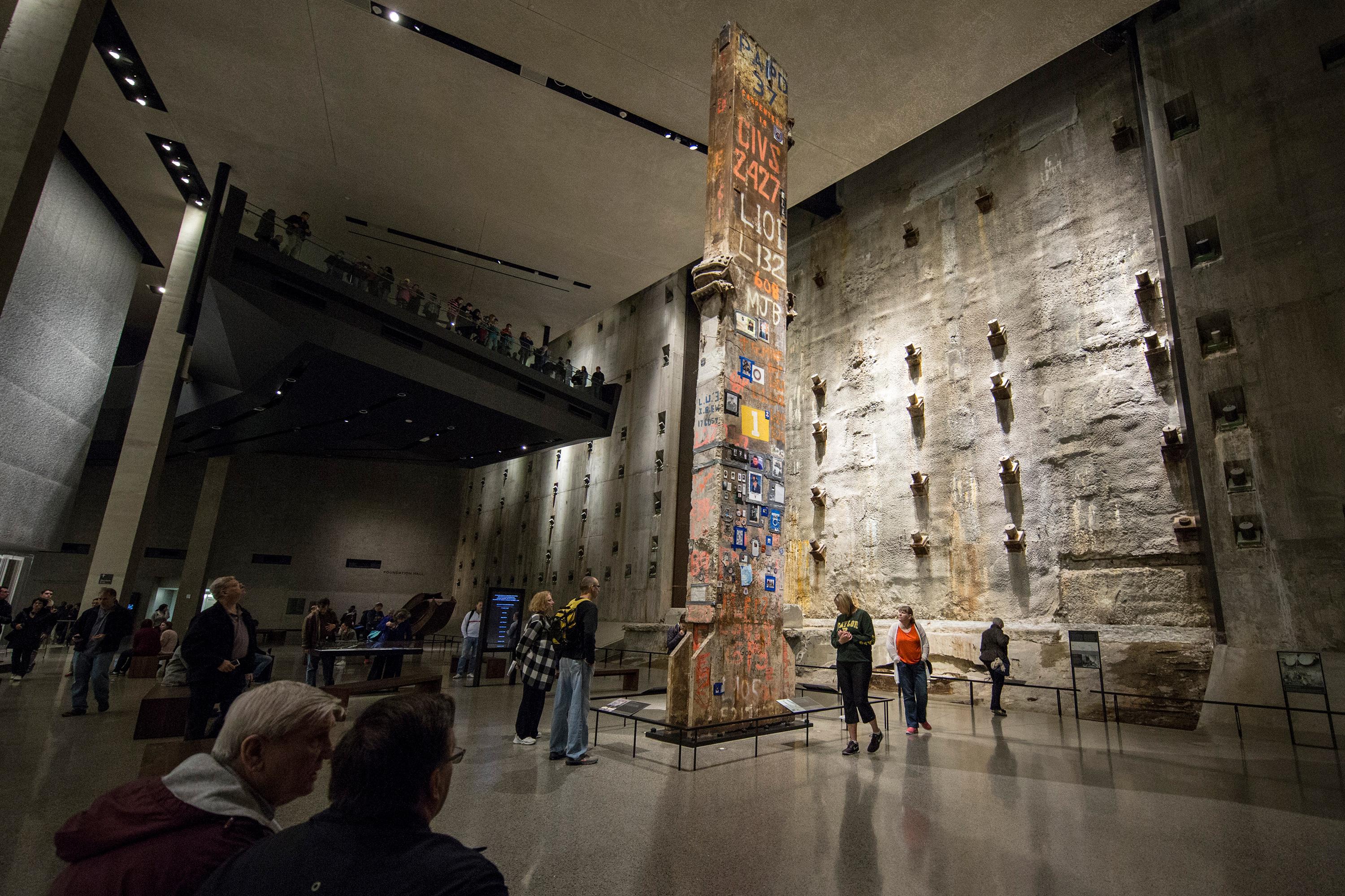 9 11 museum. Музей 11 сентября в Нью-Йорке. Мемориал 911 в Нью-Йорке. Национальный мемориал и музей 11 (Нью-Йорк). 9/11 Memorial Museum.