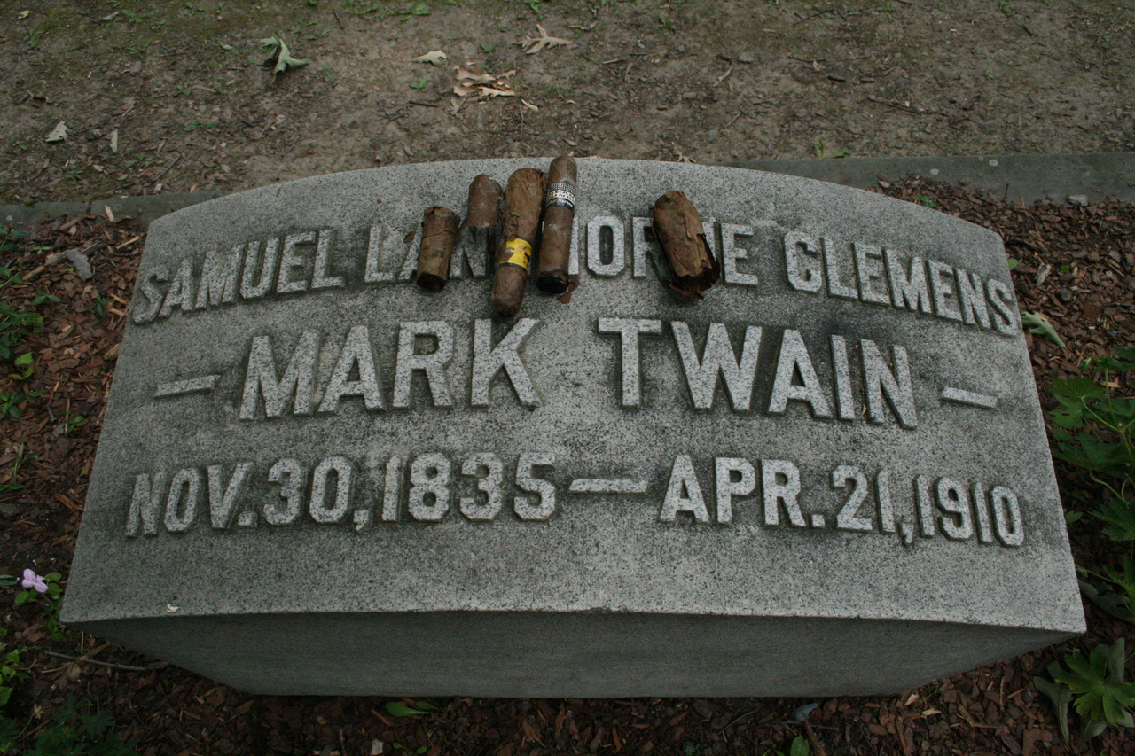 Woodlawn National Cemetery Elmira, NY 14901 New York Path Through