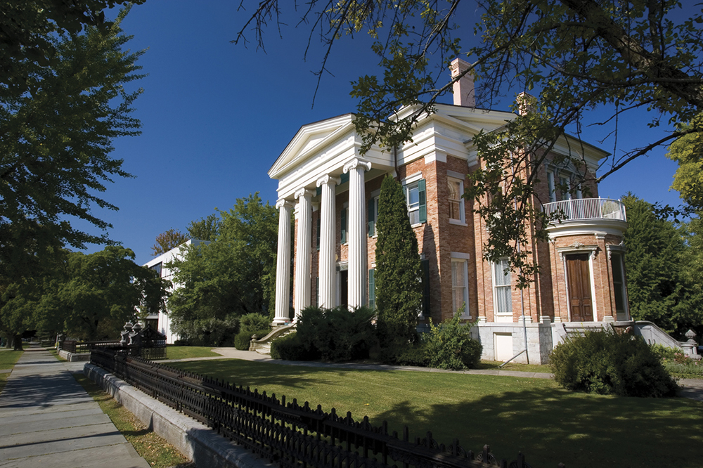 Cayuga Museum of History and Art Auburn, NY 13021 New York Path
