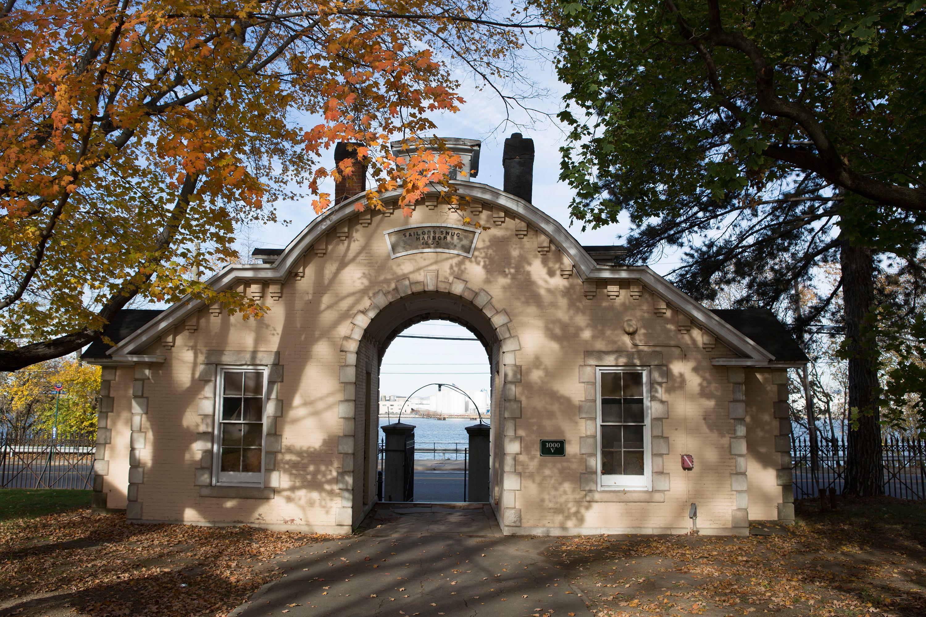 Snug Harbor Cultural Center & Botanical Garden Staten Island, NY