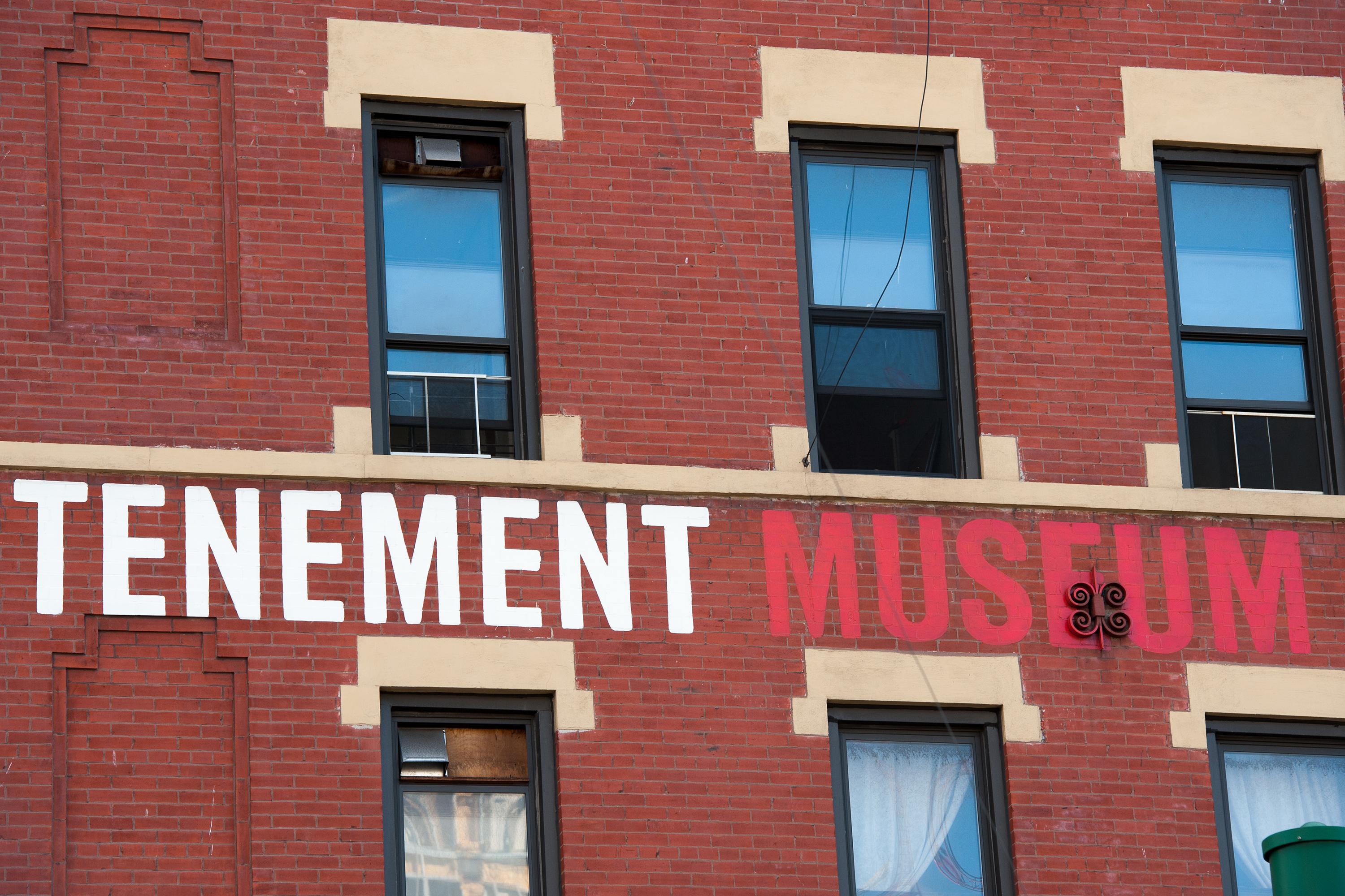 how to visit the tenement museum