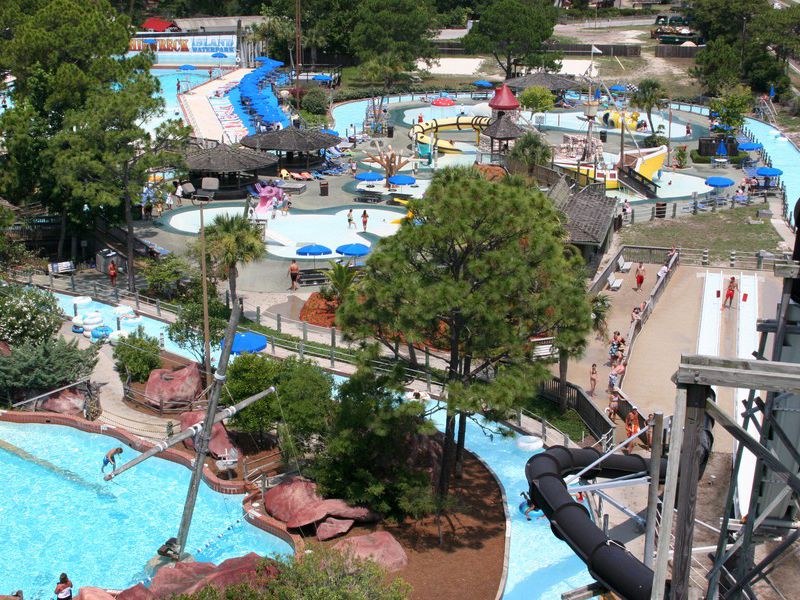 ship wreck island water park