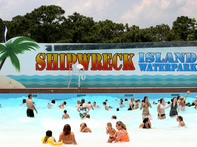 ship wreck island water park