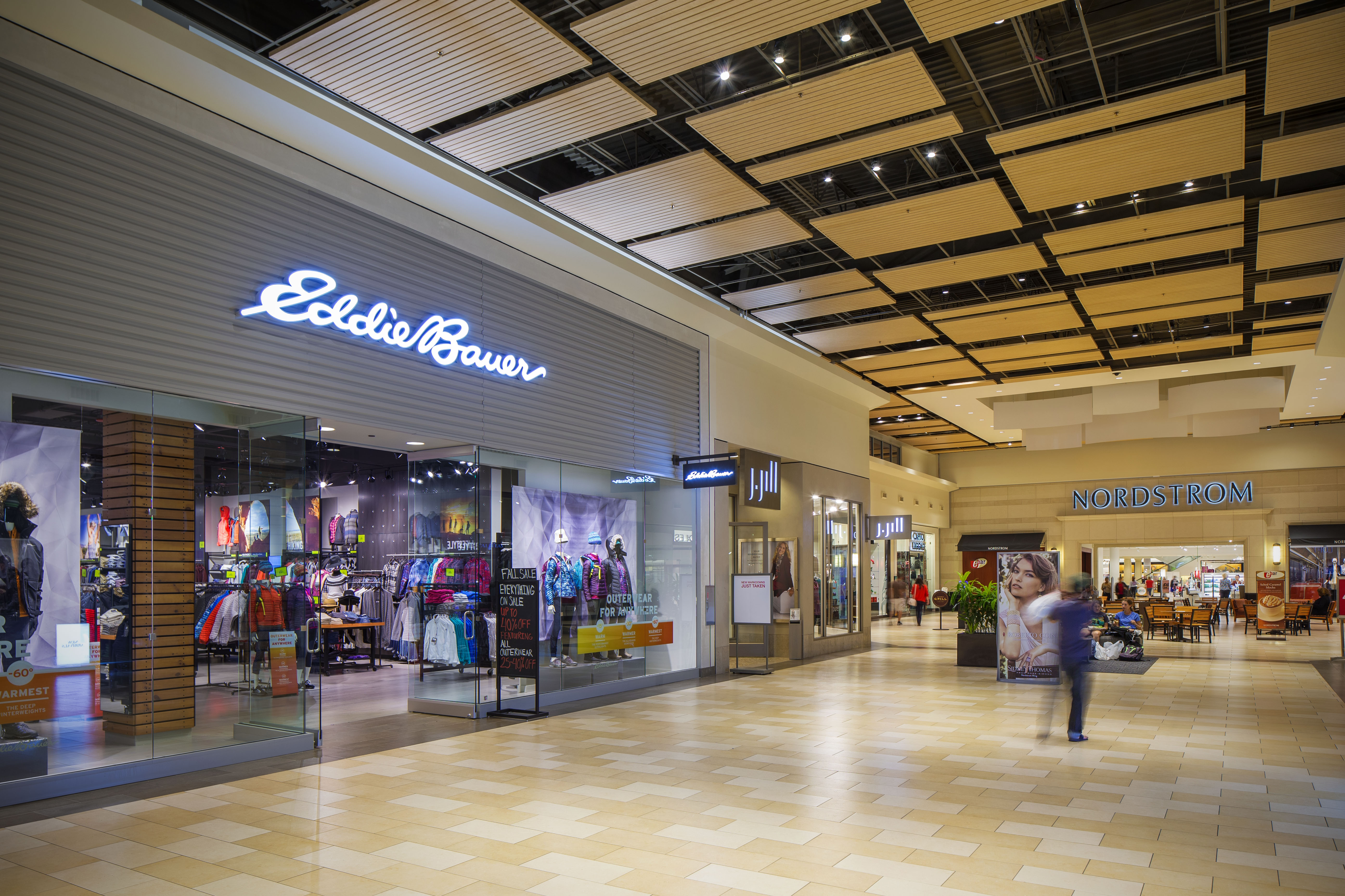 The Mills at Jersey Gardens Shopping in Newark Come explore Christiana Mall in Newark, where all purchases are always tax-free. Easily accessible from I, this desirable shopping and dining destination between Baltimore and Philadelphia offers over stores and a screen Cinemark ggso.gaon: Christiana Mall, Newark, , DE.