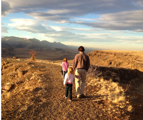 Hiking kids North Table Mountain