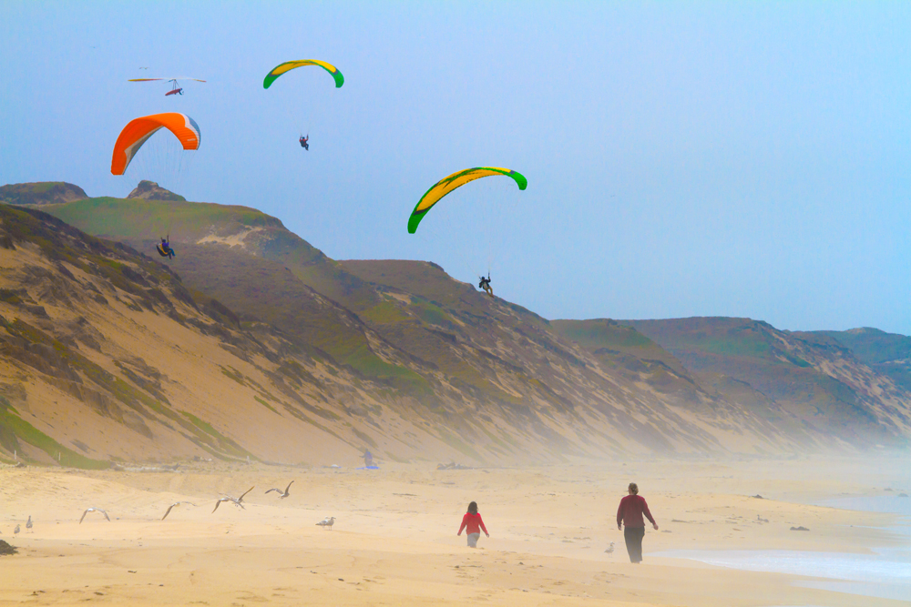 Hang gliders at Marina State Beach