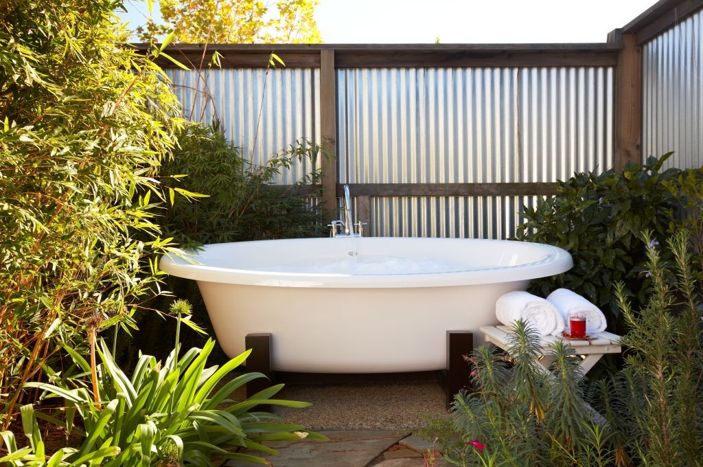 The Carneros Inn Tub