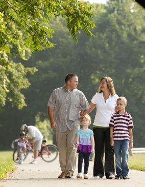 Family Walk - Real Estate & Apartments