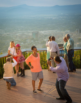 Group Overlook - Plan a Tour