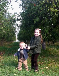 Apple Picking_2011_hschoegler