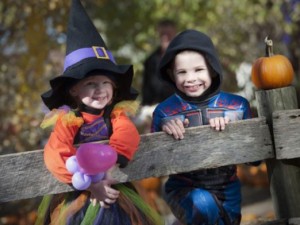 Trick or Treating in Fort Wayne Fort Wayne wildzoo 300x225 Trick or Treating in Fort Wayne