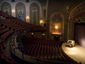 EmbassyTheatre_SteveVorderm-1118-522x392