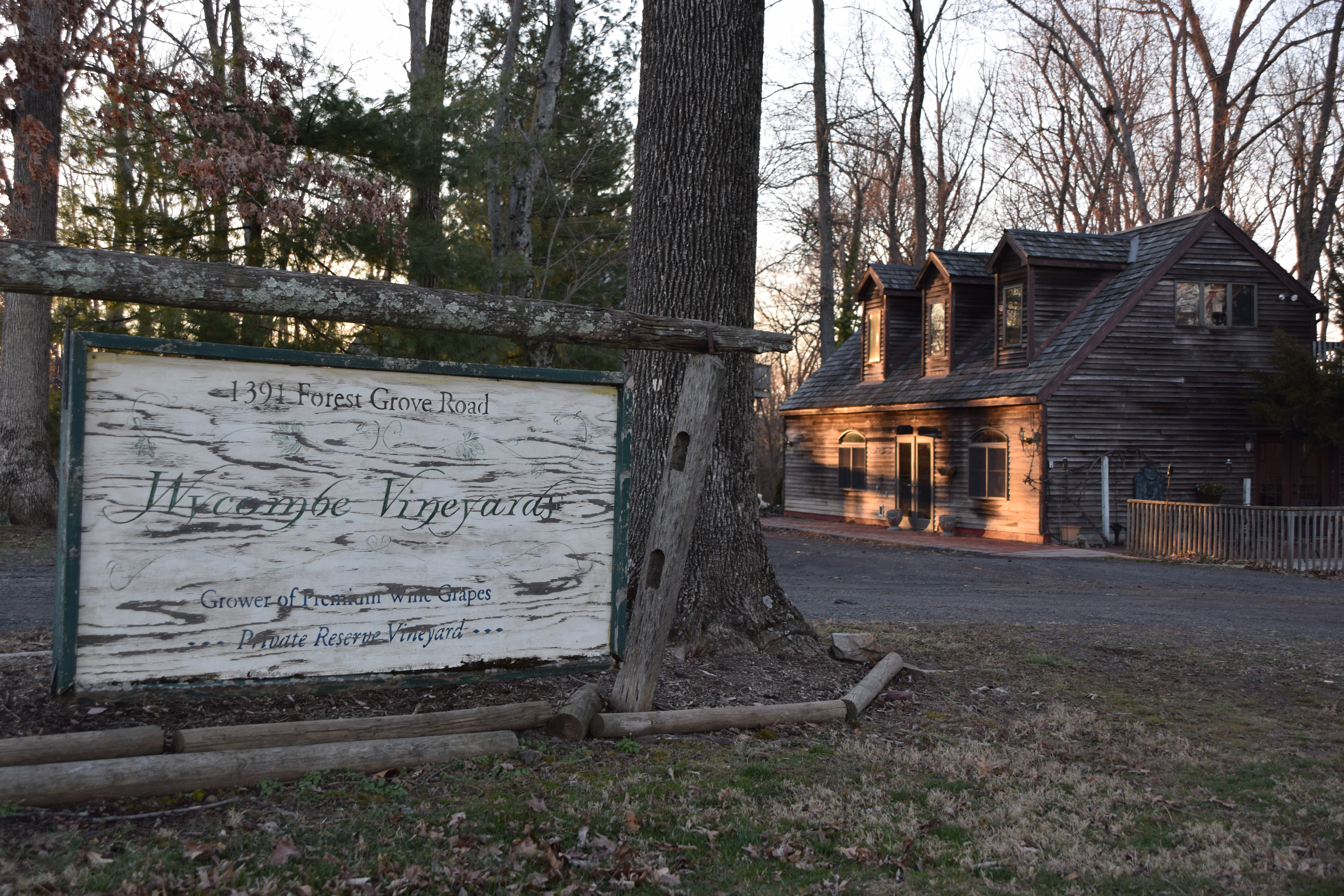 Wycombe Vineyards sign