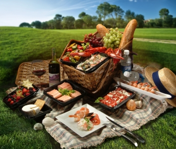 July is National Picnic Month which means another great excuse to spend time with friends and family while enjoying some of the freshest in-season foods. Cayuga County Tourism recommends five unique food stops near the Finger Lakes Wine Trails to fill up a picnic basket or appetite.