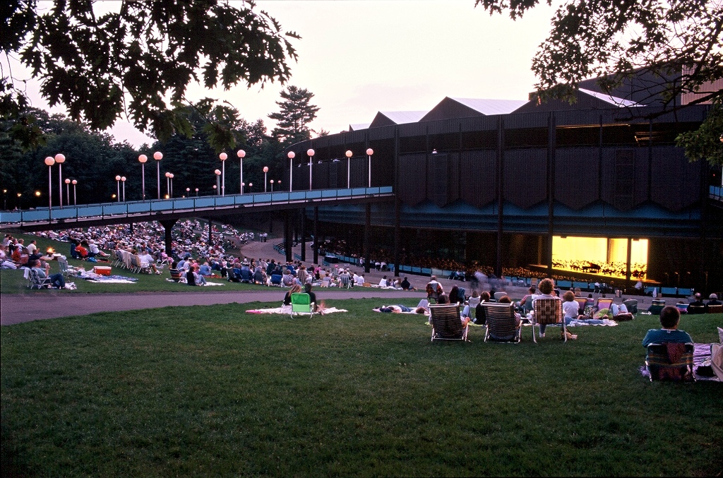 In Saratoga Springs, catch an exciting show in the 5,000-seat outdoor amphitheatre at Saratoga Performing Arts Center. The hot summer schedule includes top pop stars, the New York City Ballet, the Philadelphia Orchestra, opera, chamber music, and cool jazz festivals. (Photo: Darren McGee, NYS DED)
