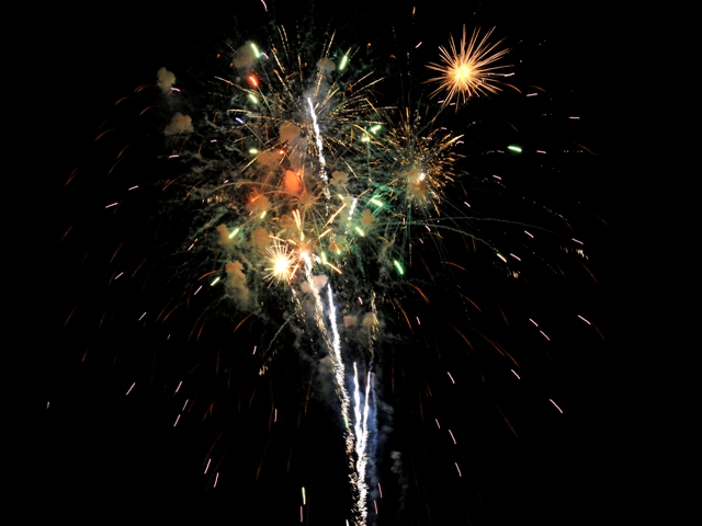 Fireworks shoot skyward during last year’s 4th of July celebration in Kingston. This year’s event will take place on the historic Rondout waterfront in downtown Kingston on Wednesday, July 4th, from 6PM-10PM. Photo credit: Anita Defina Hadley