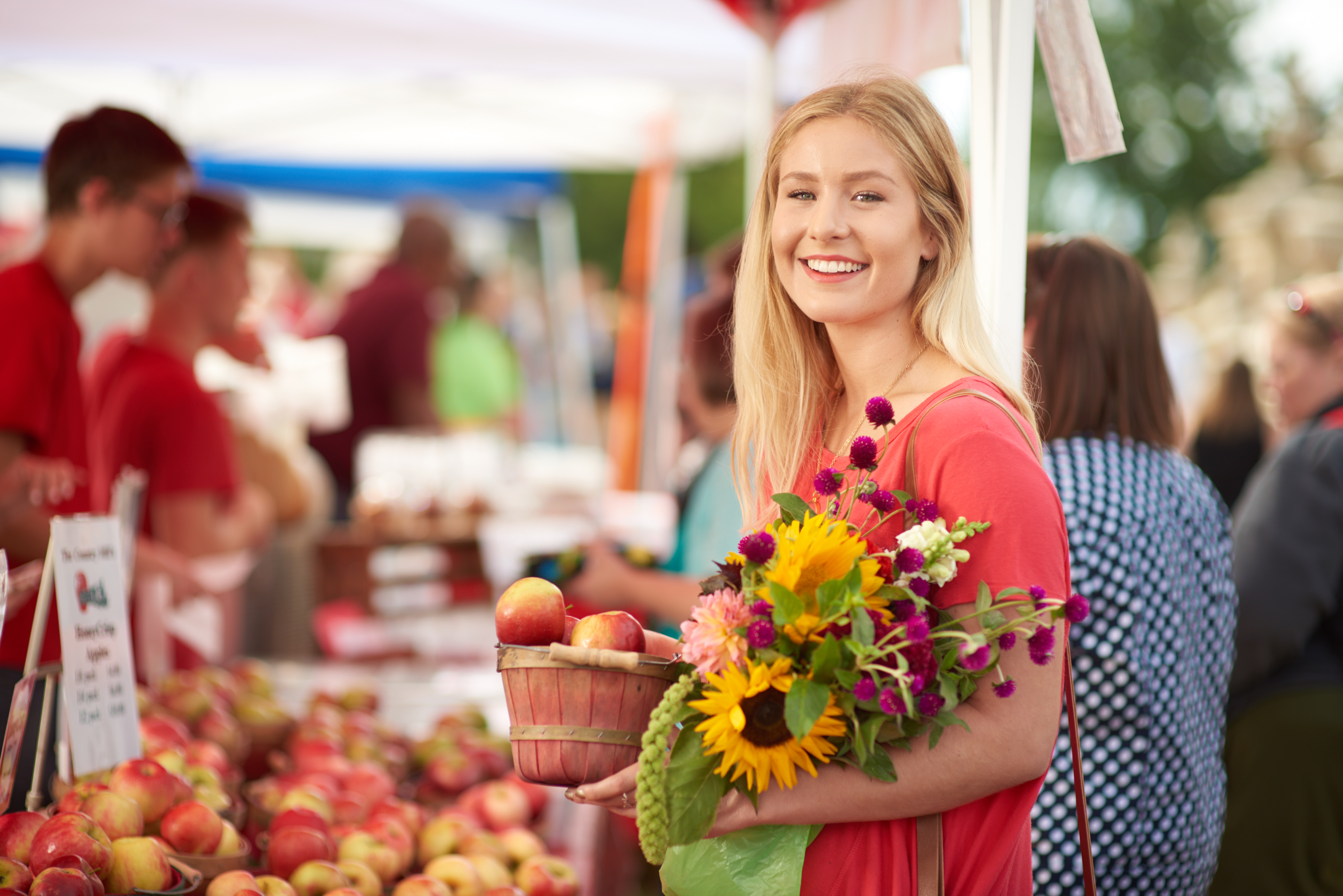 Capitol Lawn Farmer's Market