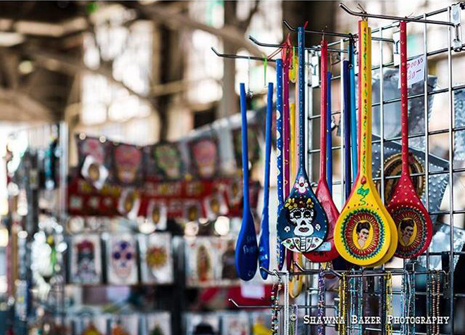 Albuquerque holiday gifts rail yards market