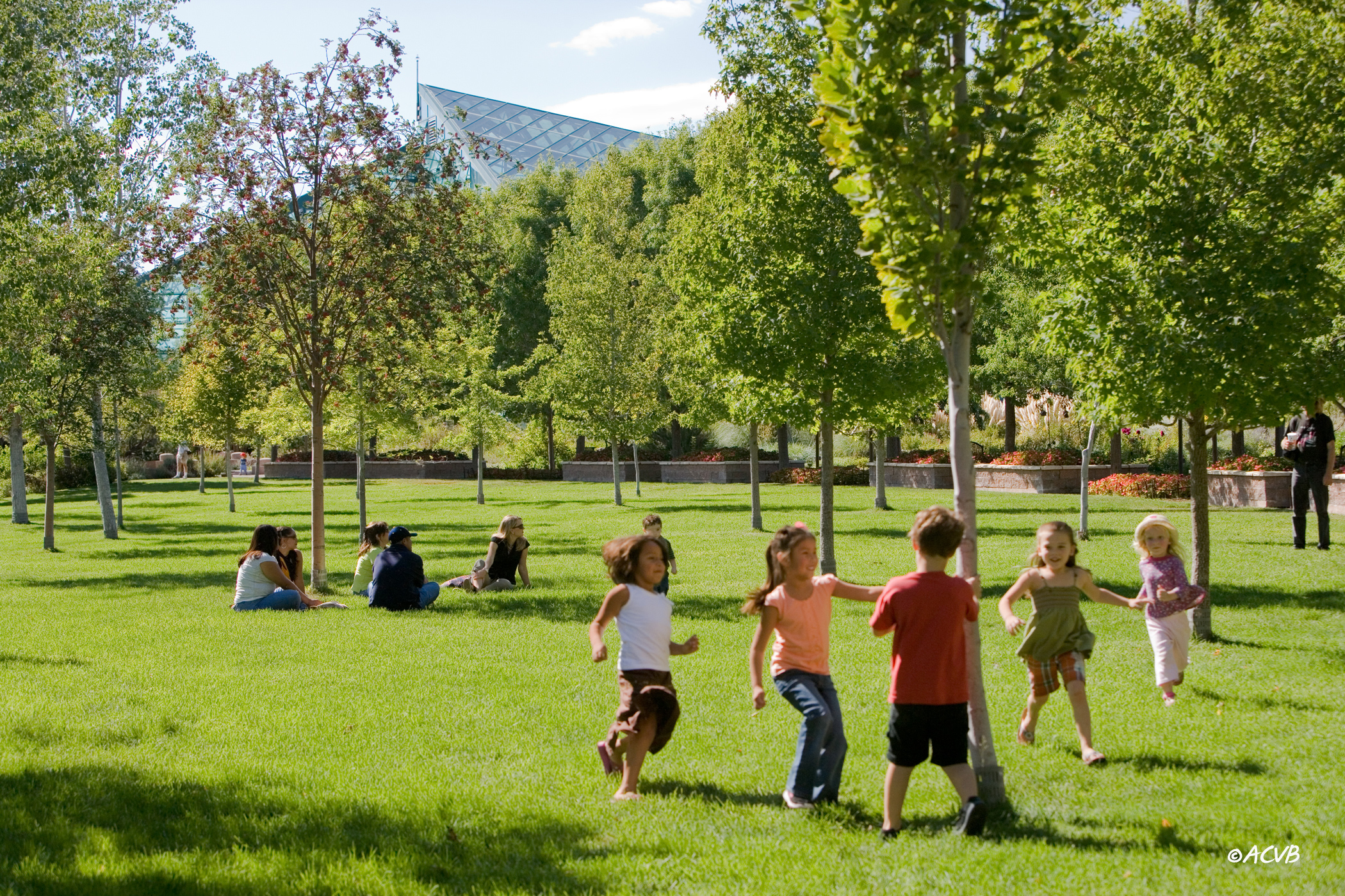 Children playing at the Botanic Gardens in Albuquerque, New Mexico