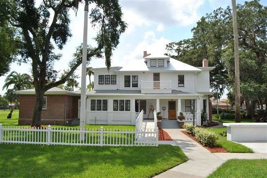 Mary McLeod Bethune Historic Landmark