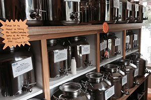 Balsamic vinegar display Good to Go Lucrezia balsamic vinegar display