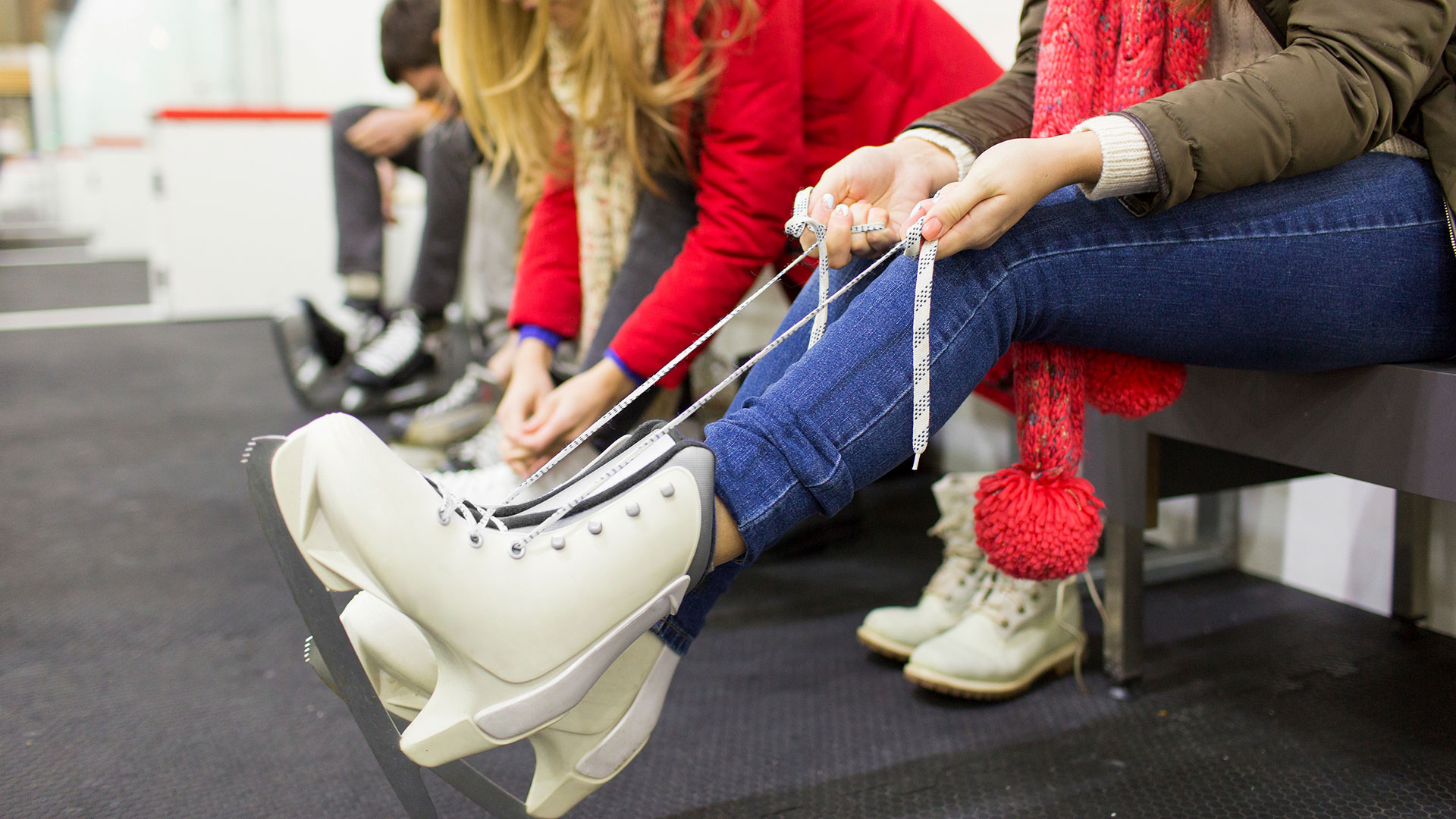 lace up your skates at desert ice castle